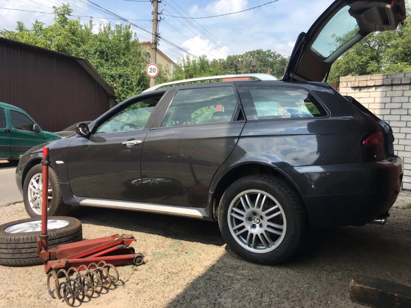 Альфа ромео 156 универсал