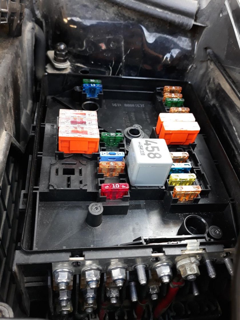 Монтажный блок Октавия а5