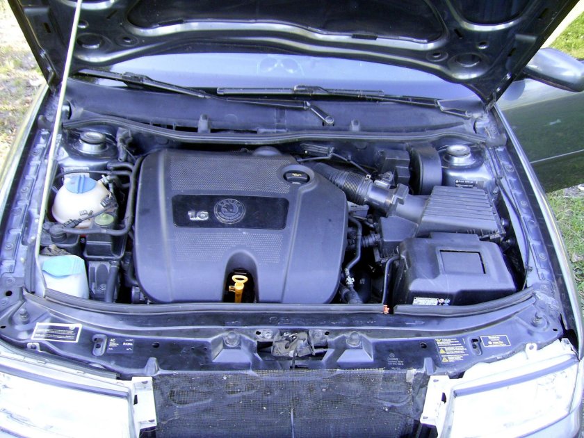 Шкода Октавия а4 под капотом