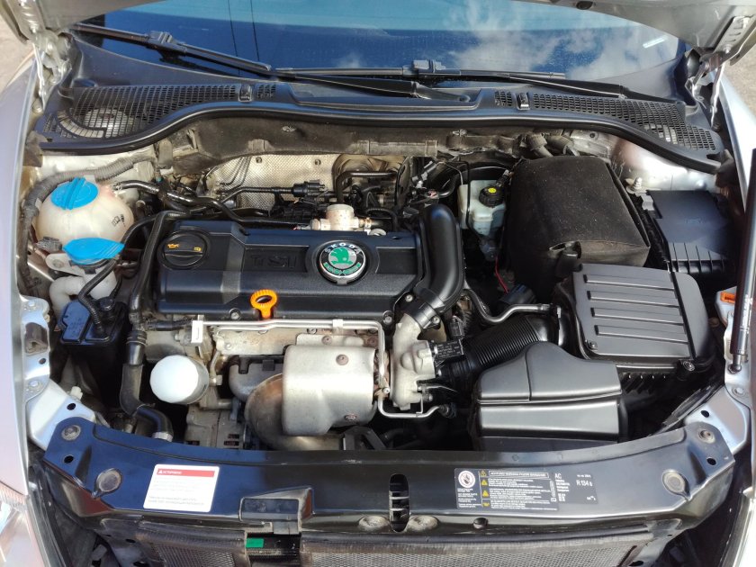 Шкода Октавия 1.4