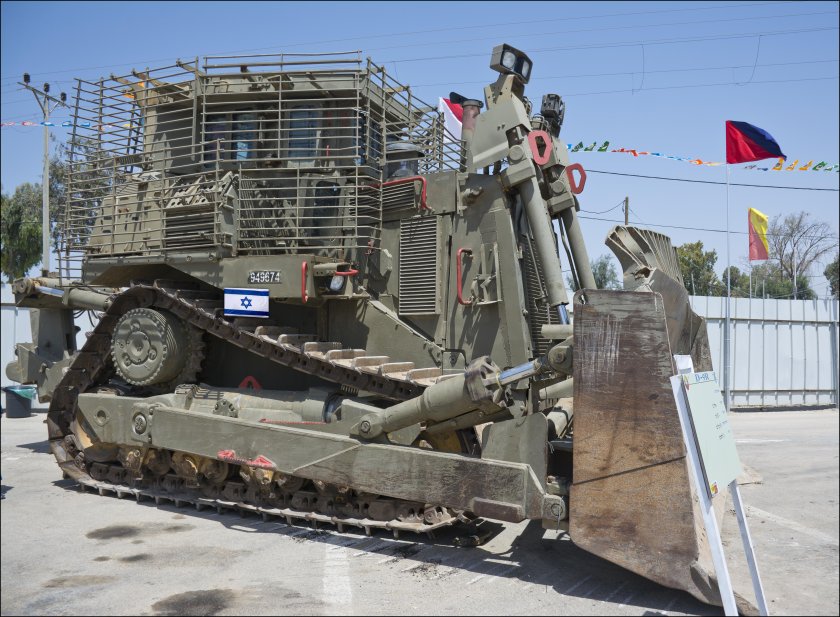 IDF Caterpillar d9