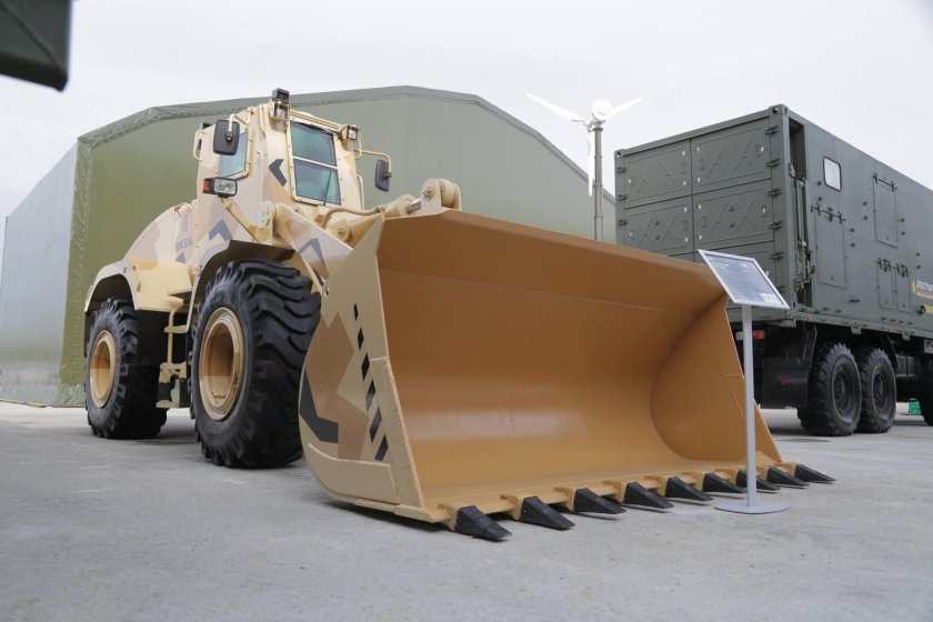 Бронированный бульдозер б10м2с