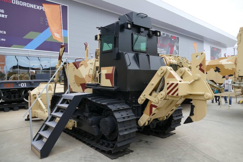 Бронированный бульдозер УВЗ б10м2с