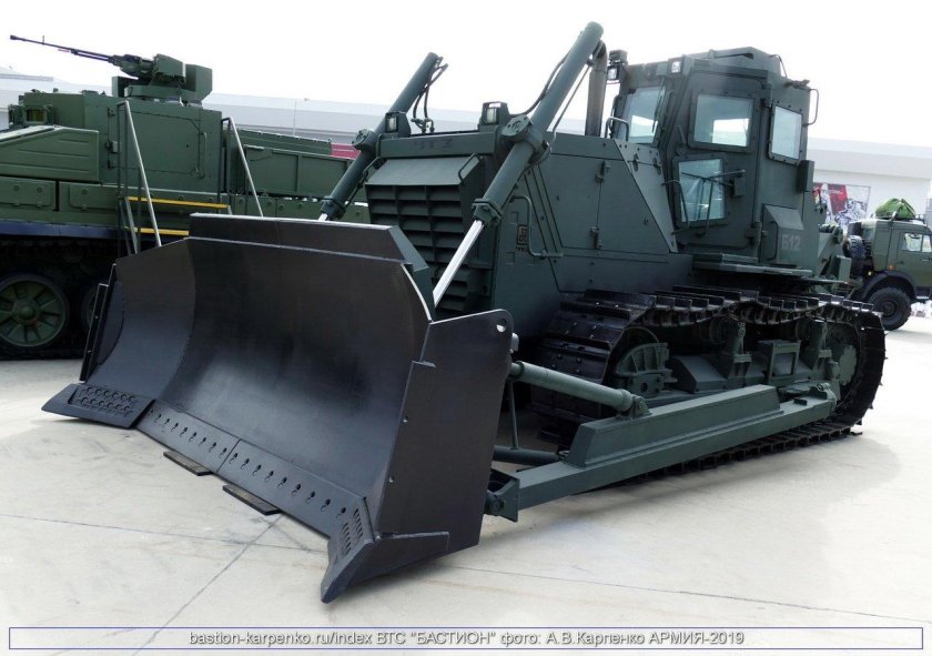 Бронированный бульдозер б12 м2