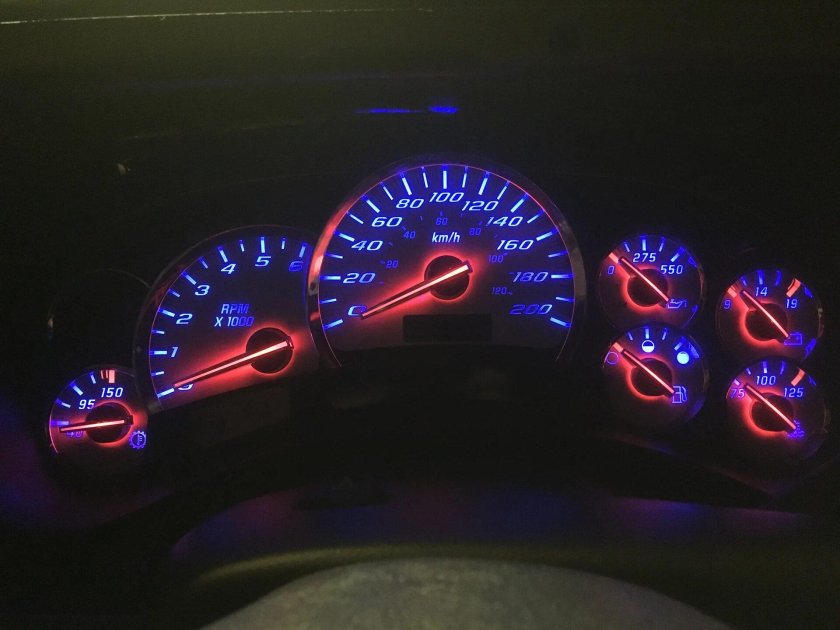 Приборка Шевроле Тахо