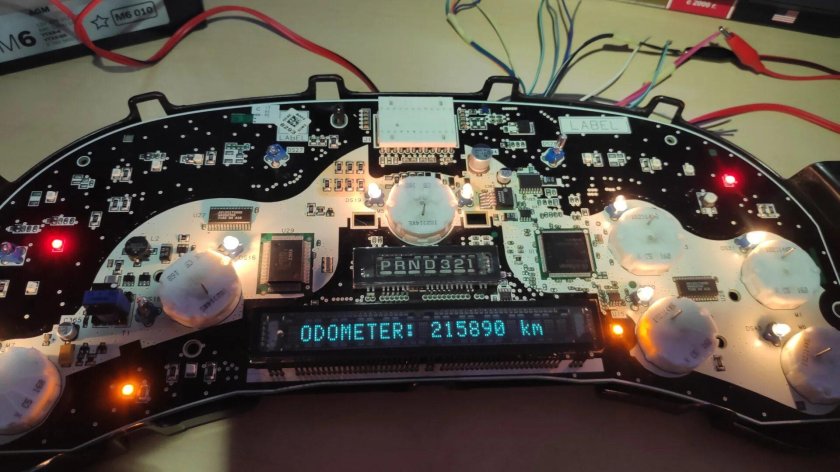 Приборная панель Шевроле Тахо