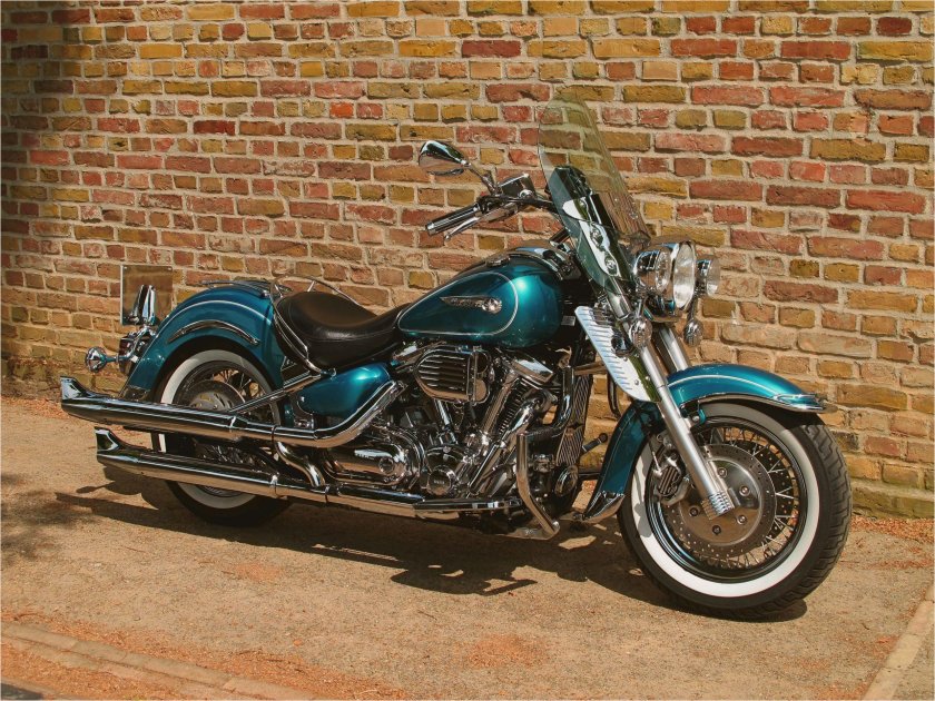 Yamaha xv1600 Roadstar