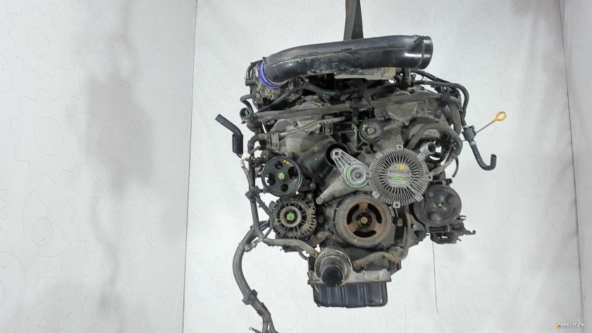 Ниссан Патфайндер лобовина двигателя