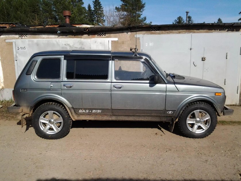 ВАЗ 2131 на дисках