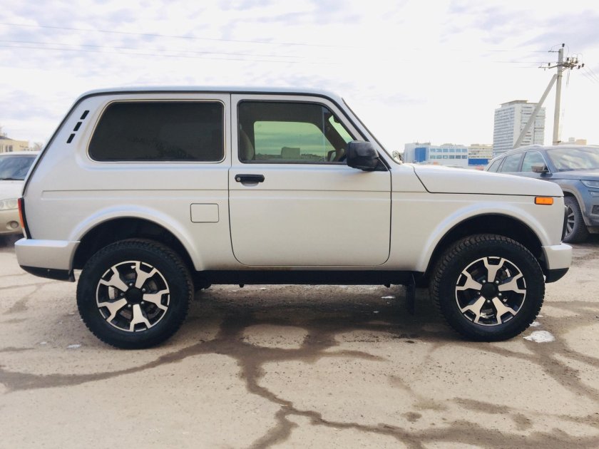 Нива Урбан 215 65 16