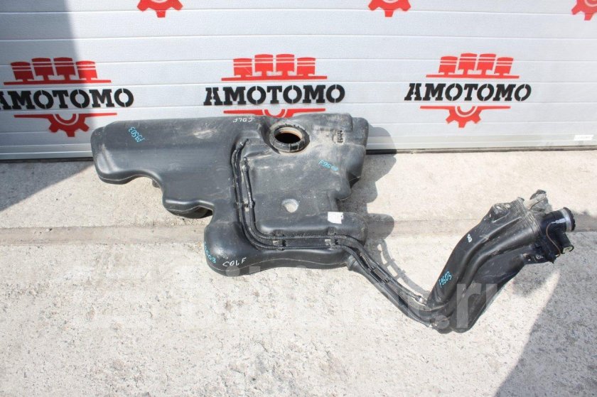 Бак топливный