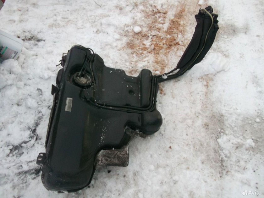 Топливный бак гольф 4