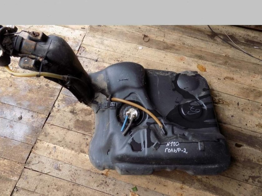 Топливный бак гольф 2