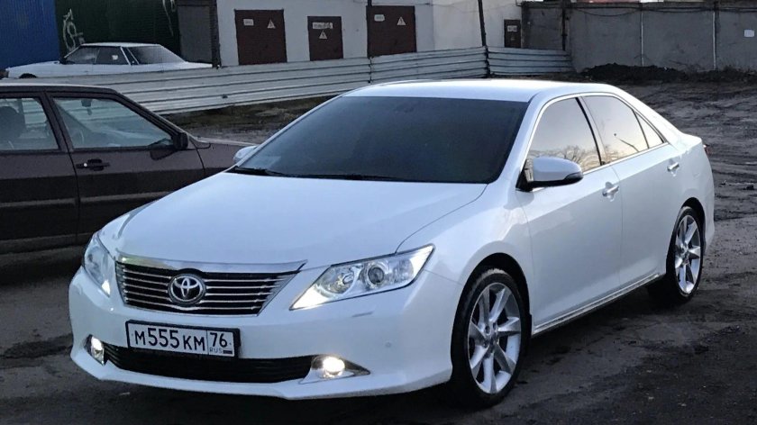 Toyota Camry xv50