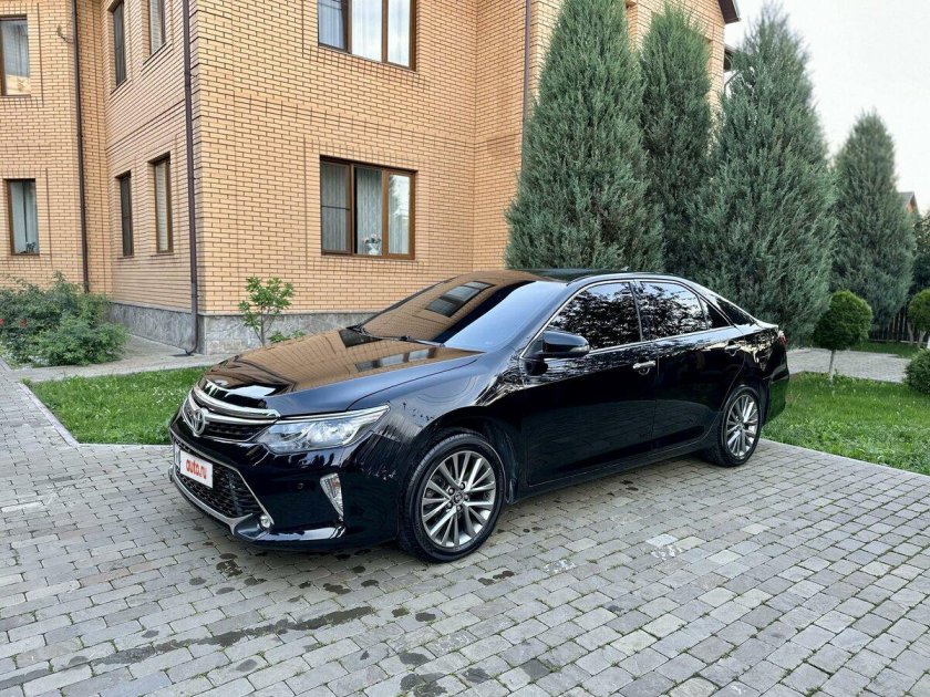 Toyota Camry xv50