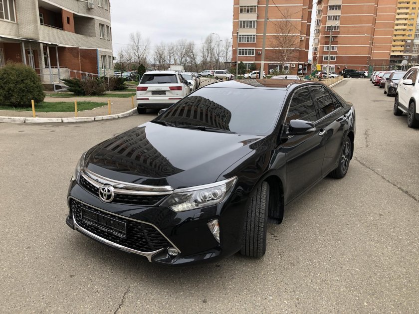 Камри 55 черная