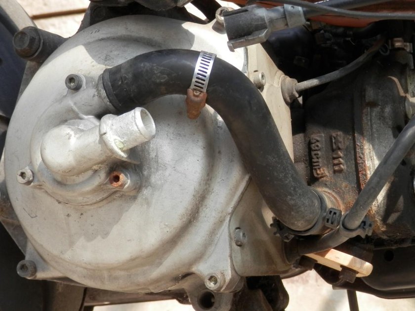 Водяное охлаждение Yamaha Aerox