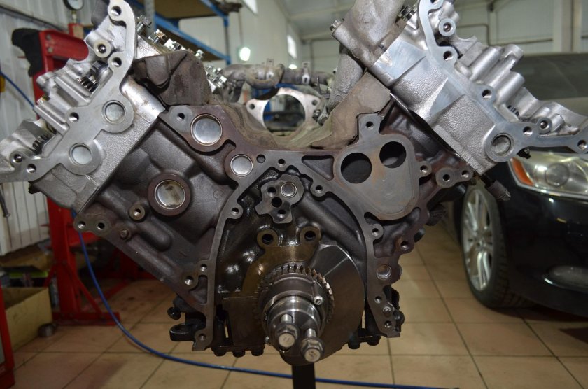 Toyota Land Cruiser 200 мотор