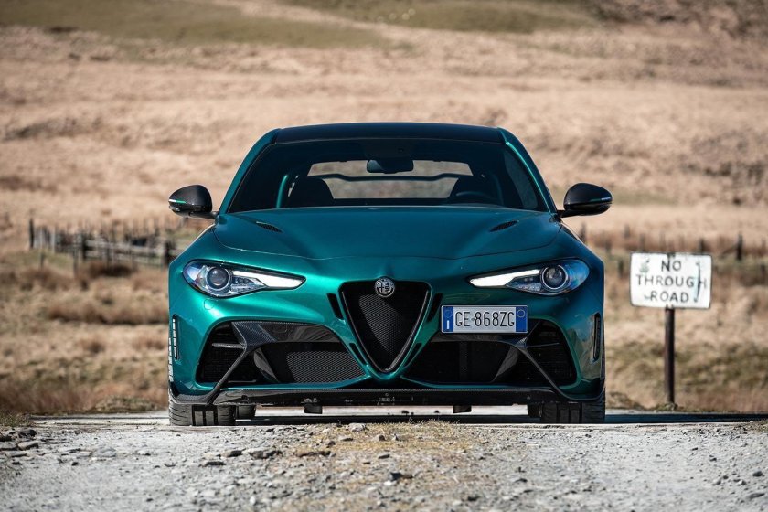 Альфа Ромео Джулия