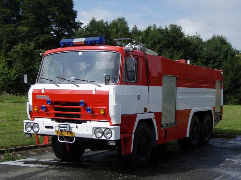 Татра 815 пожарная