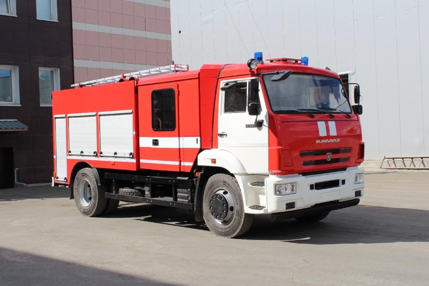 Пожарный КАМАЗ 43253 АЦ 3 0 40