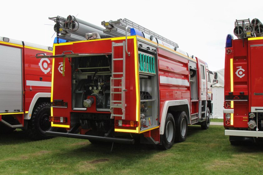 Розенбауэр КАМАЗ АЦ 3,2 -40/4