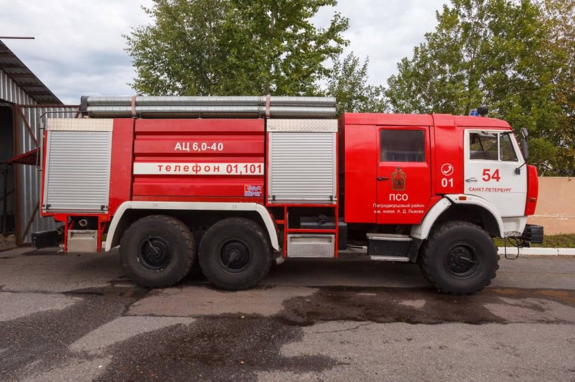 Пожарный КАМАЗ 43118 АЦ 6 40
