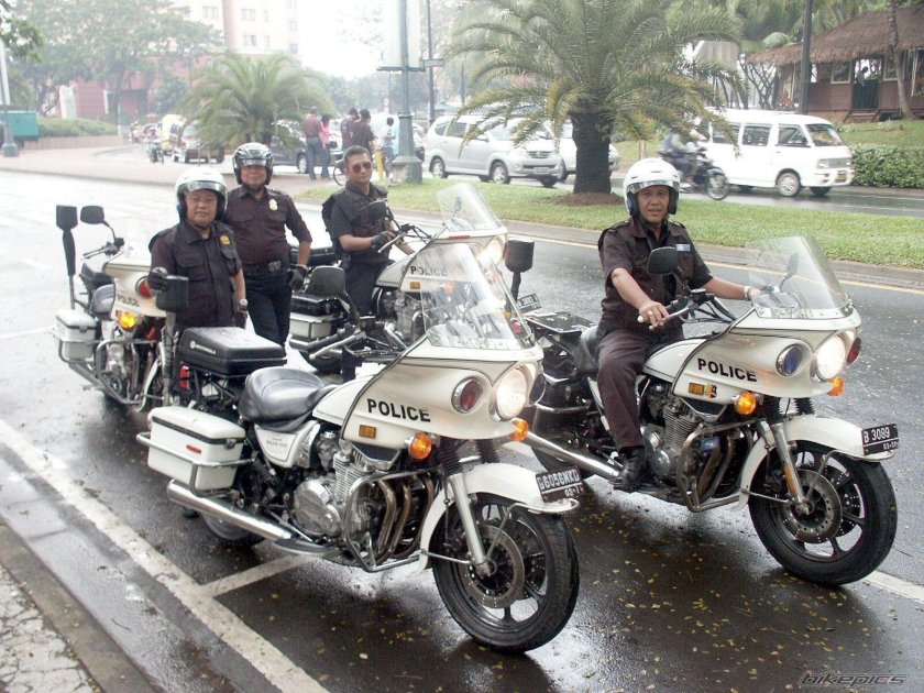 Кавасаки kz1000 Police