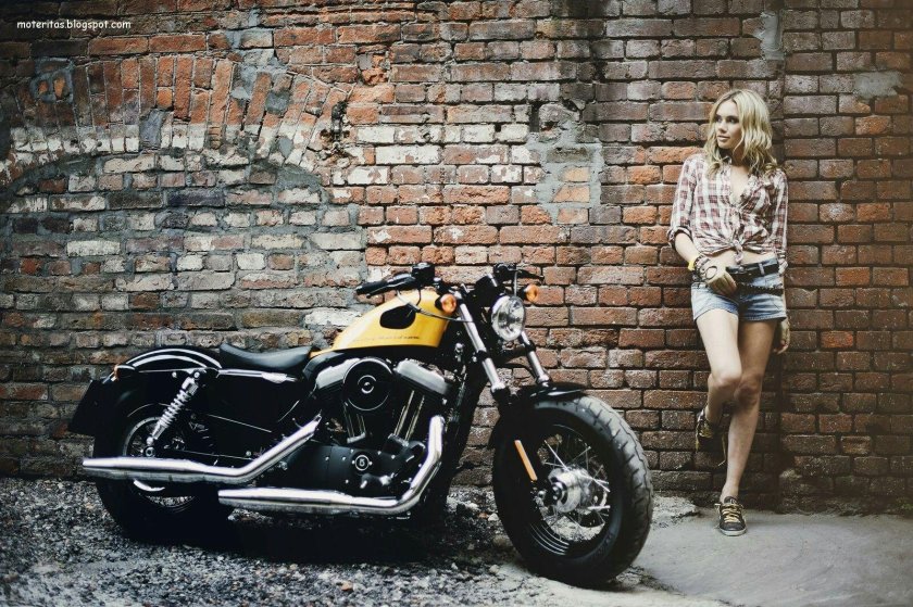 Анастасия Трегубова Harley Davidson