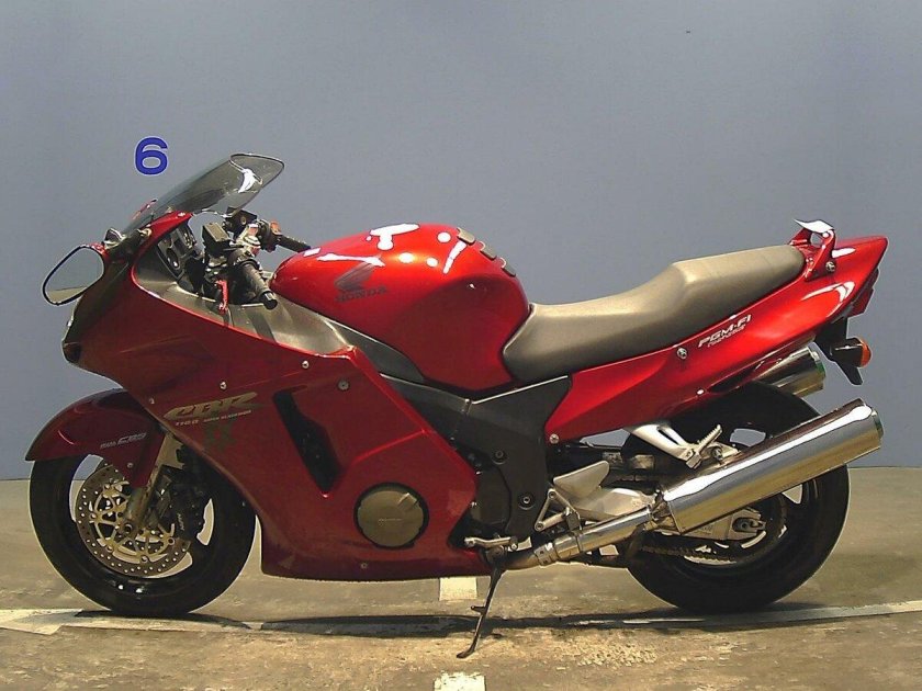 Мотоцикл Хонда СБР 1100 ХХ