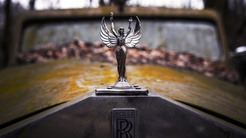 Роллс Ройс значок на капоте