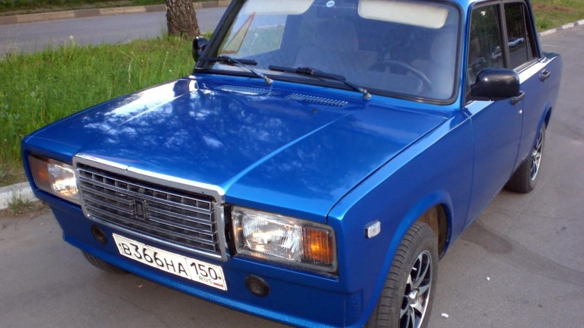 ВАЗ 2107 синий металлик
