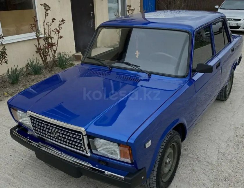 ВАЗ 2107 синий металлик