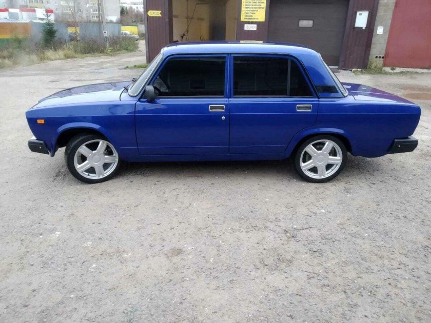 Цвет мускари на ваз 2107