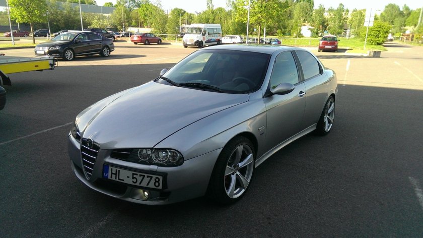 Alfa Romeo 156