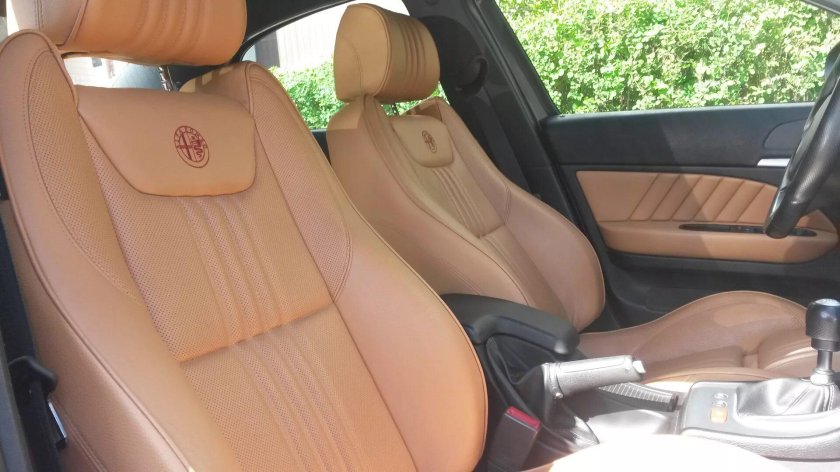 Alfa Romeo 159 ti салон