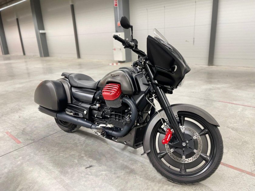 Moto guzzi california 1400