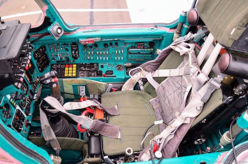 Су 25 кабина