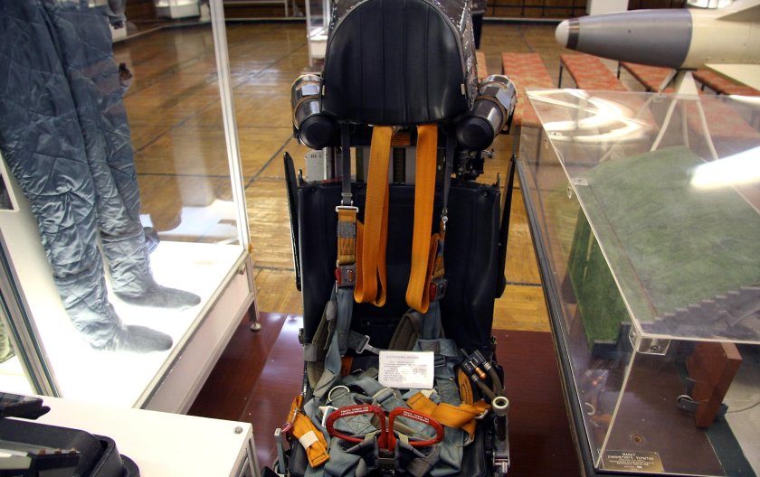 Катапультное кресло к-36дм