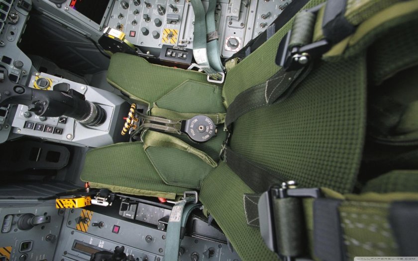 Mirage 2000d кокпит