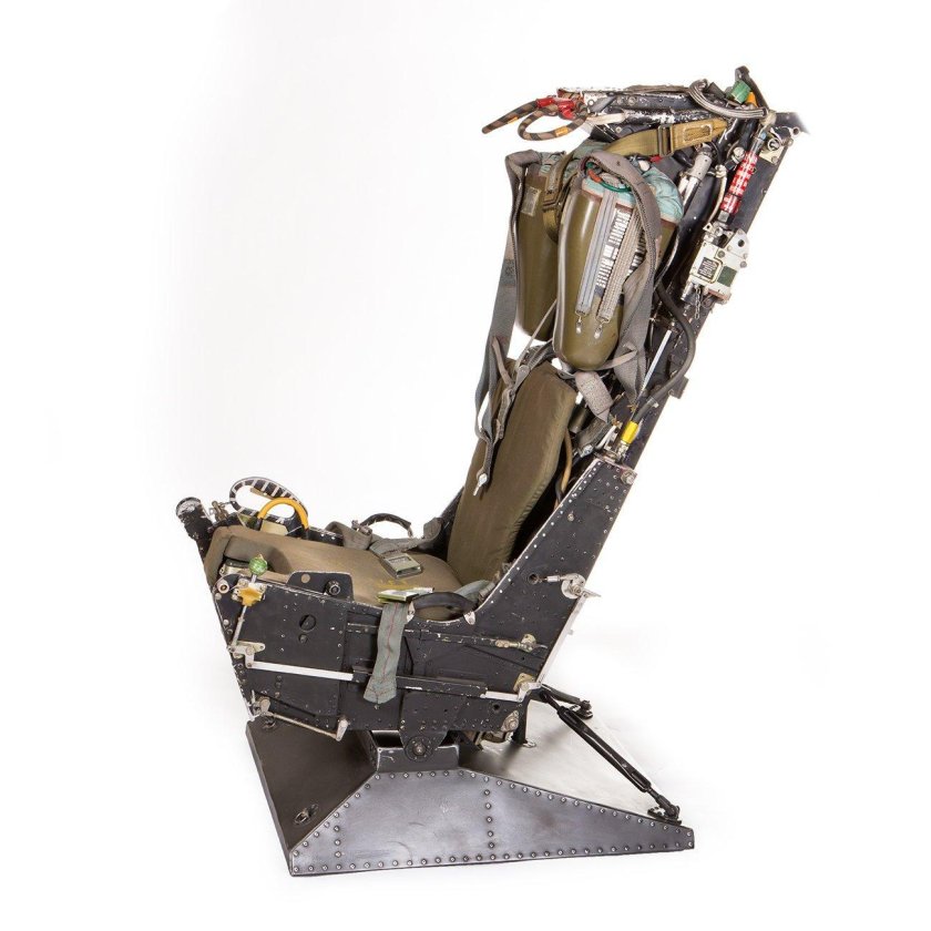 F-4 ejection Seat