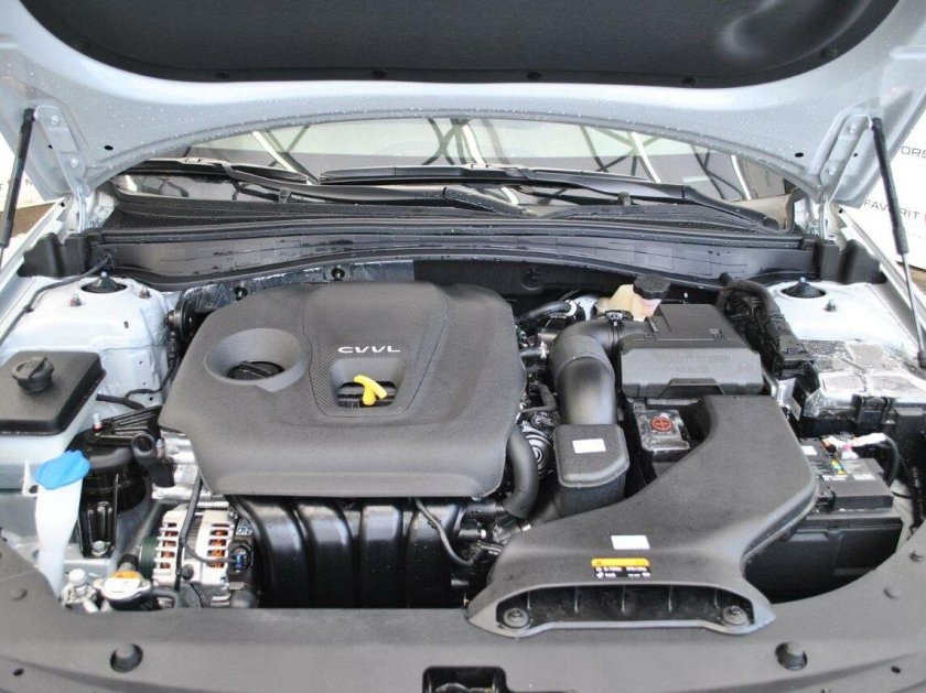 Kia Optima подкапотное