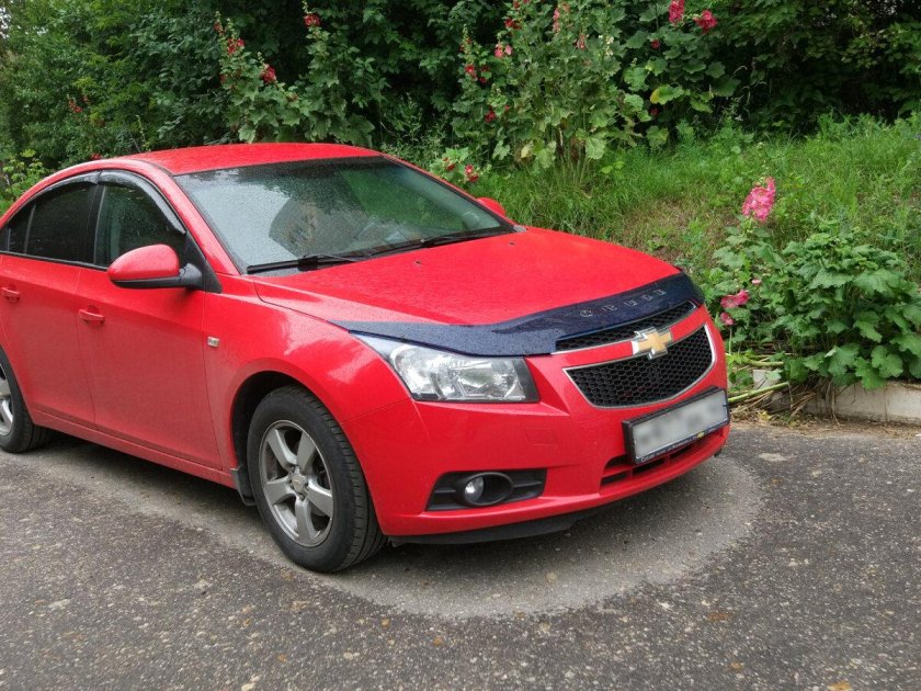 Шевроле Круз 2014 красный