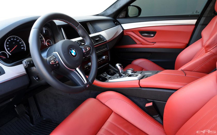 BMW f10 красный салон