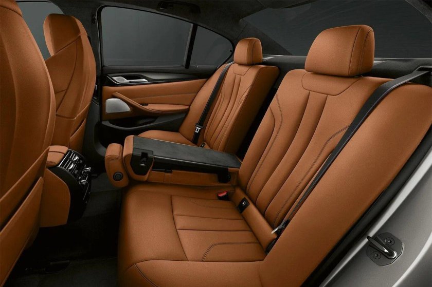 BMW m5 f90 салон
