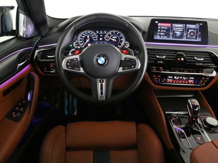 Салон бмв м 5 ф 90 компетишн