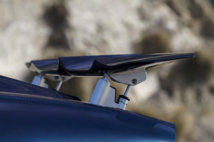 Аэродинамический тормоз автомобиля