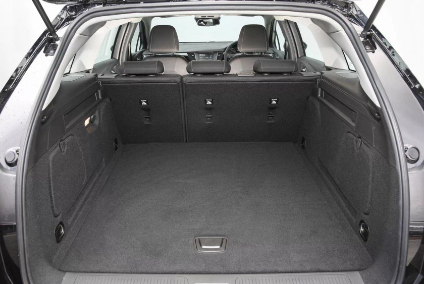 Opel Astra h универсал багажник