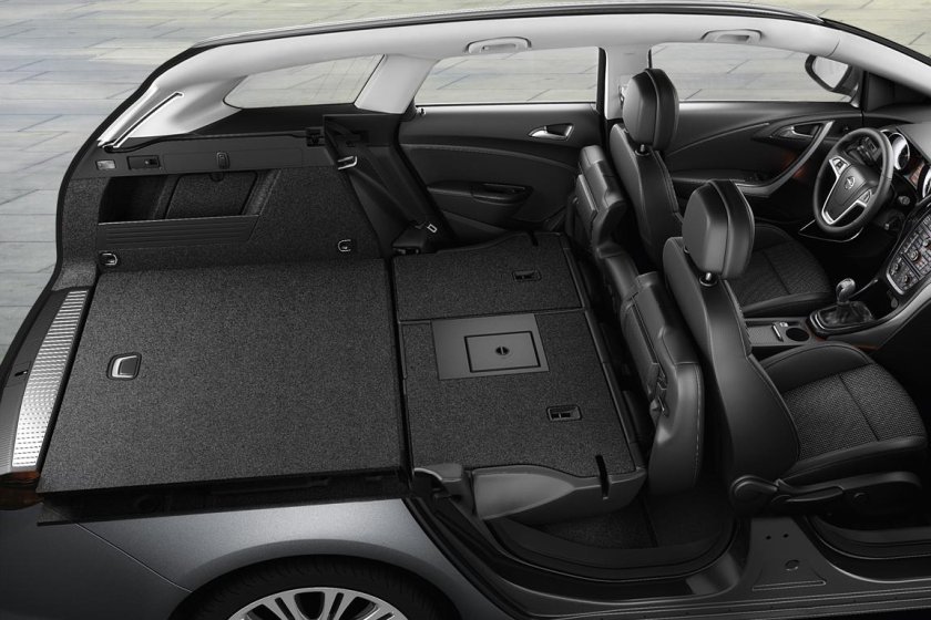 Opel Astra, 2012 универсал багажник