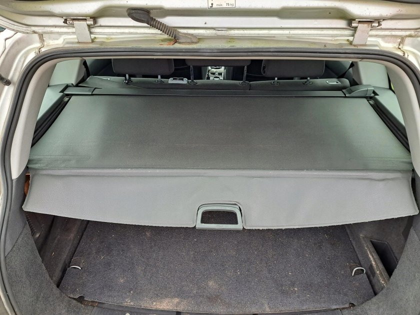 Шторка багажника Опель Зафира а